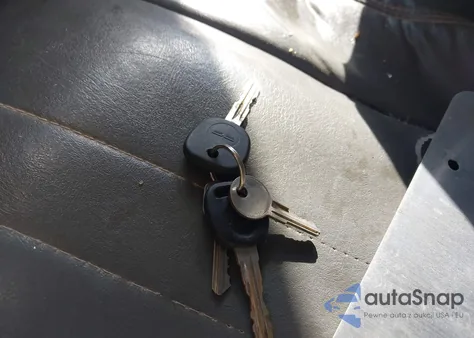 2014 Chevrolet Express 2500 Work Van z USA, uszkodzony, nr VIN 1GCWGGFA7E1112729